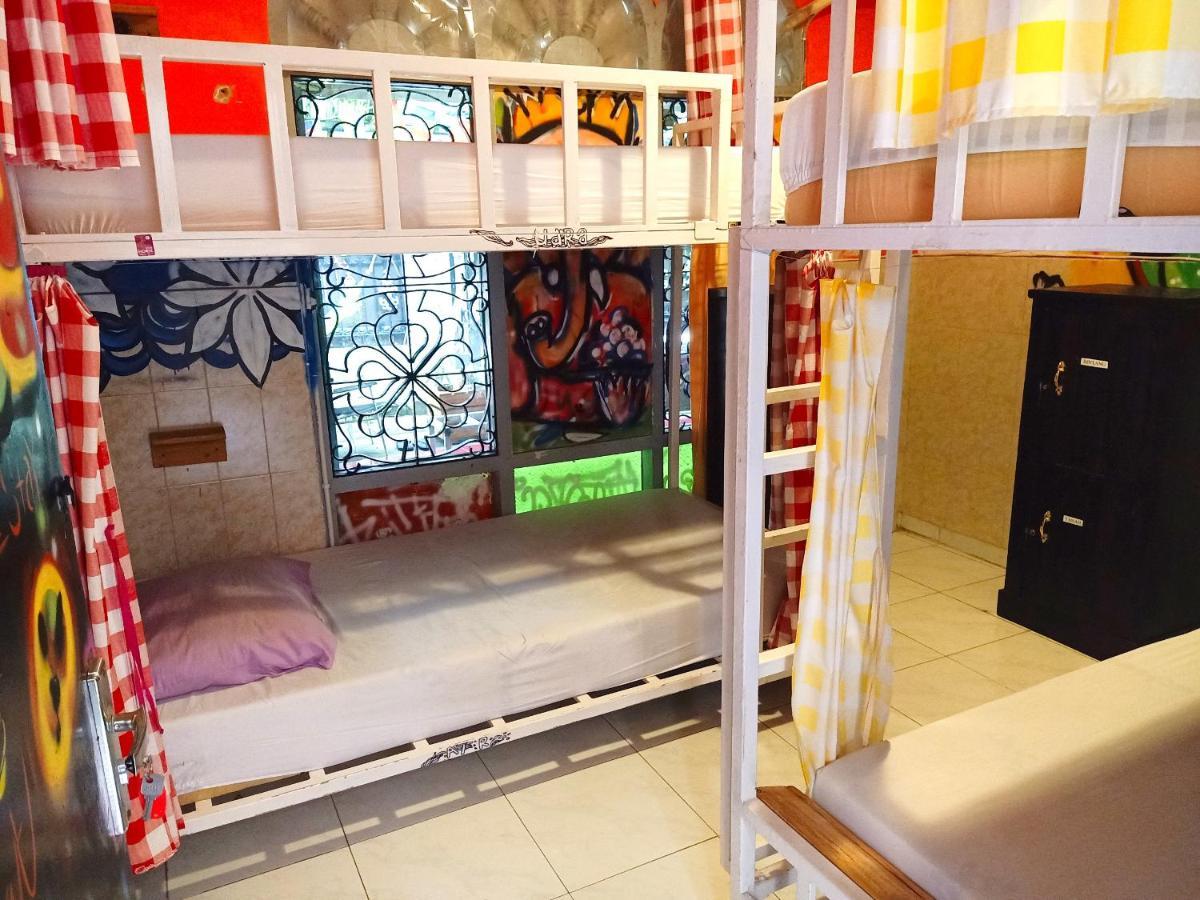 Deoplet Homestay & Gallery Yogyakarta Exterior foto